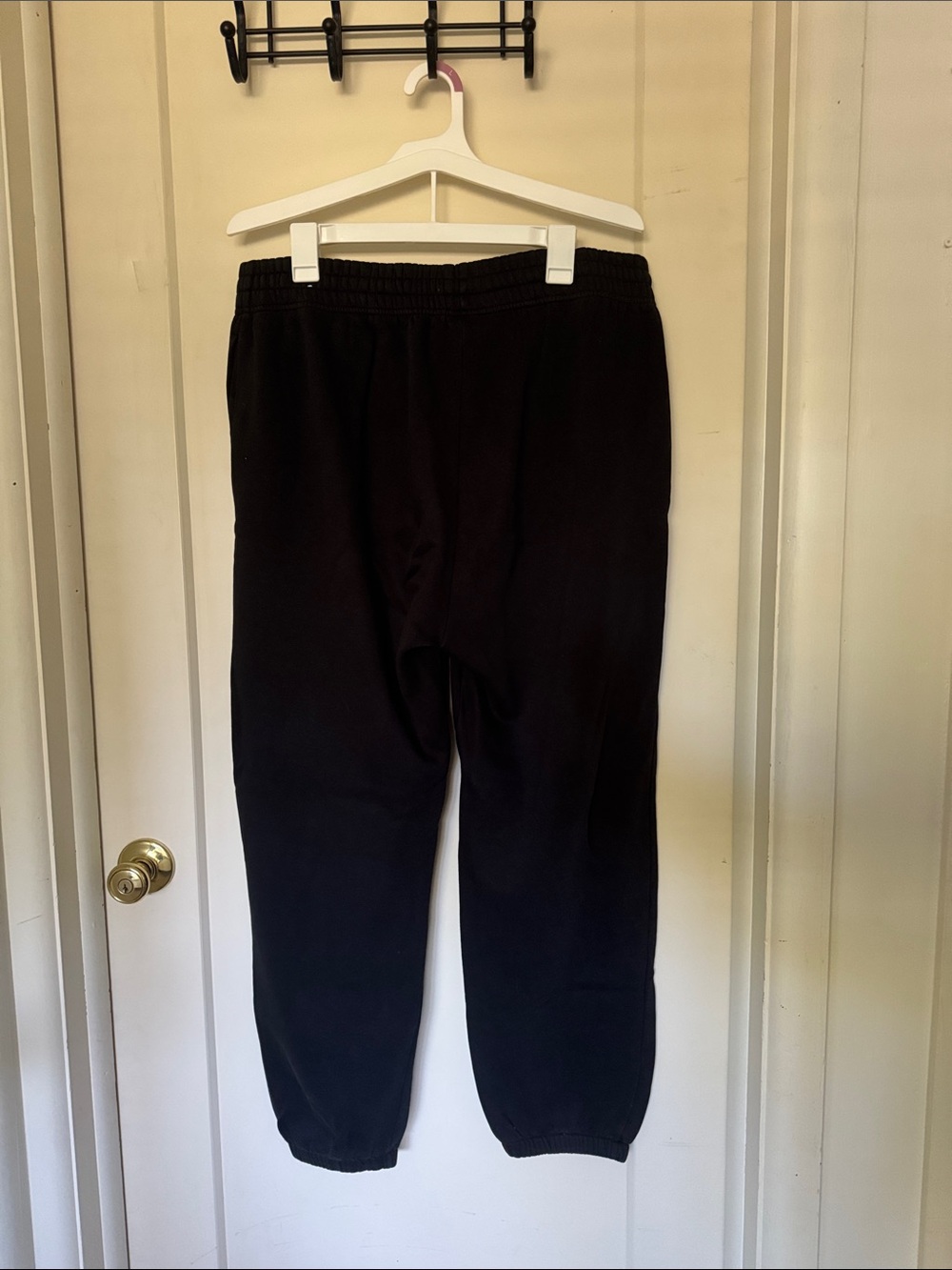 Black Nike Fleece Joggers - Picture 3 of 4
